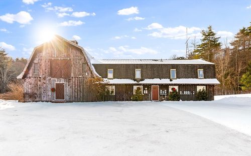 27 West St, Montague, MA, 01351-9581 | Card Image