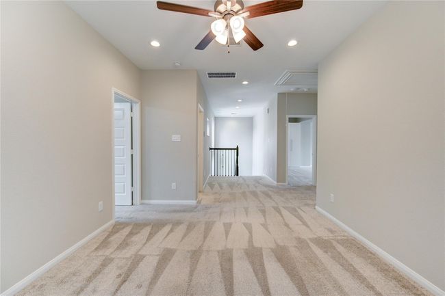 Game room/family room | Image 19