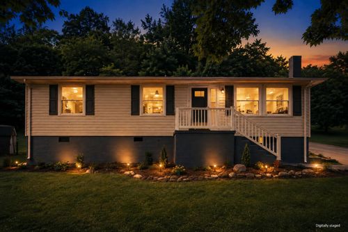 1620 Little Catawba Creek Rd, Troutville, VA, 24175-6133 | Card Image
