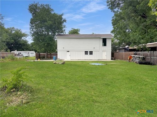 317 S Emma, Bartlett, TX, 76511-4453 | Card Image