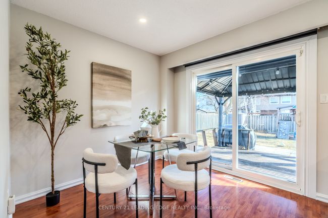 1807 Listowell Cres, House attached with 3 bedrooms, 2 bathrooms and 1 parking in Pickering ON | Image 8