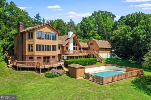 127 N West Turn, SHENANDOAH, VA, 22849-3437 | Card Image