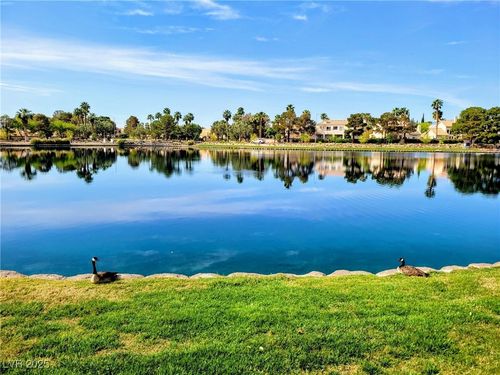 2529 Seascape Dr, Las Vegas, NV, 89128-6817 | Card Image