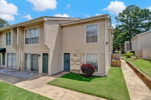 6761-6761 Meadow Oak Pl, Memphis, TN, 38120-4581 | Card Image