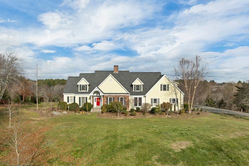 17 Curtis Rd, Hampton Falls, NH, 03844-2421 | Card Image