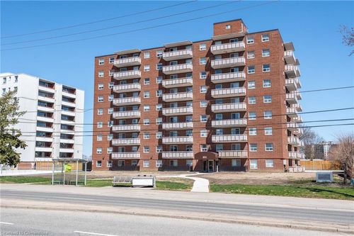 803-851 Queenston Rd, Stoney Creek, ON, L8G1B4 | Card Image