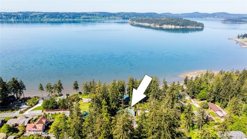 17340 Maple Ln, La Conner, WA, 98257-8958 | Card Image