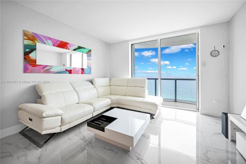 2002-17315 Collins Ave, Sunny Isles Beach, FL, 33160 | Card Image