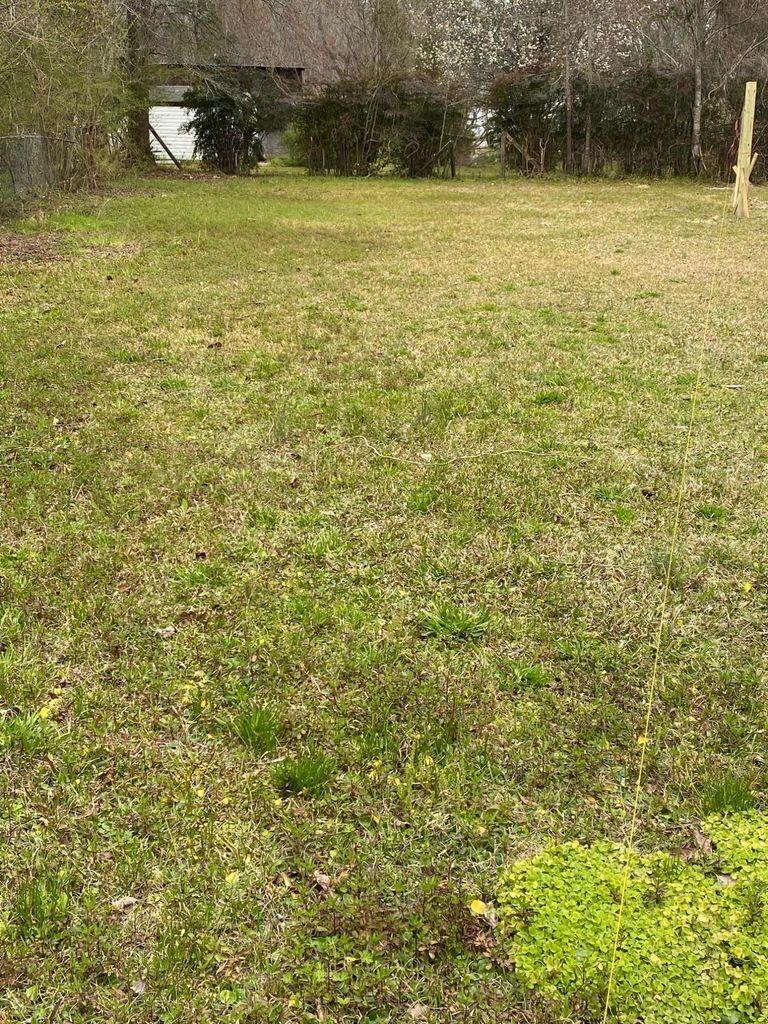 Land in Bonneau 4