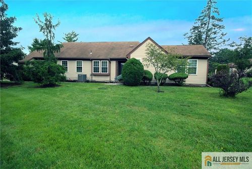 12 Dorchester Dr, Monroe, NJ, 08831-4720 | Card Image