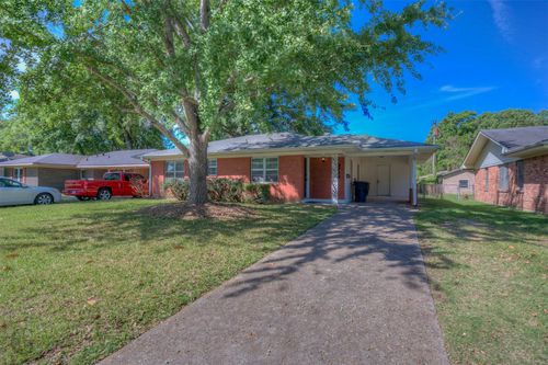 2714 Bolch St, Shreveport, LA, 71104-3728 | Card Image