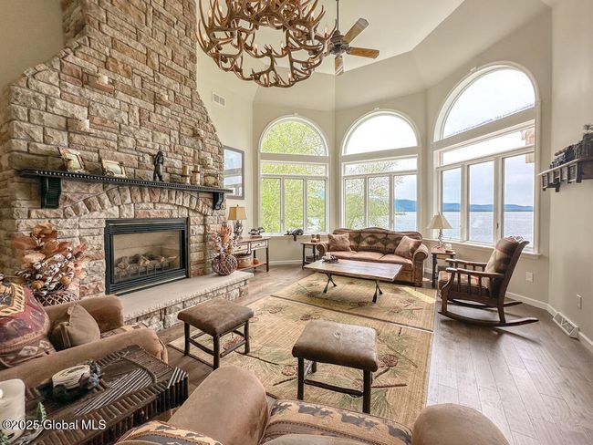 Living room | Image 19
