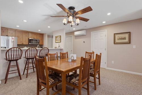 5-5 White Oak Ln, Lincoln, NH, 03251-4443 | Card Image