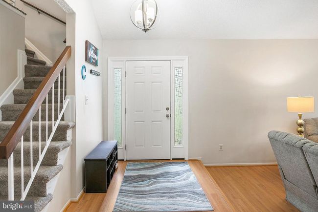 261 E Juniper Ave, House other with 3 bedrooms, 2 bathrooms and null parking in STERLING VA | Image 5