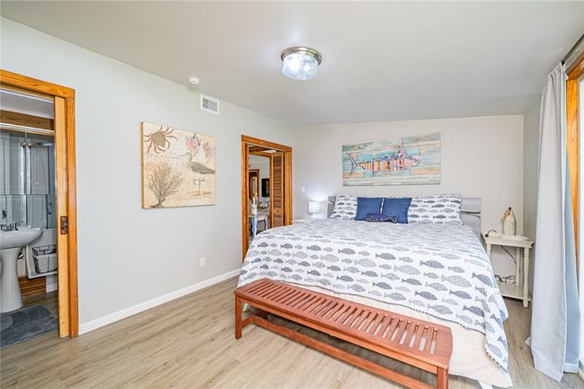 108 N 2 Nd St, House other with 5 bedrooms, 5 bathrooms and 6 parking in Fulton TX | Image 10