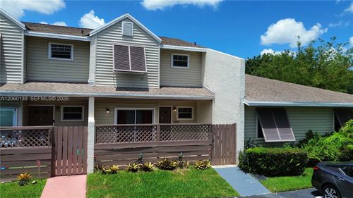 309 W Hemingway Cir, Margate, FL, 33063-5334 | Card Image