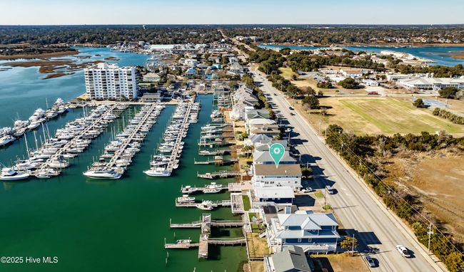 B - 440 Causeway Dr, Condo with 3 bedrooms, 3 bathrooms and 1 parking in Wrightsville Beach NC | Image 79