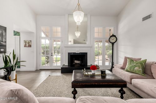 9825 E Turquoise Avenue, Scottsdale, AZ, 85258 | Card Image