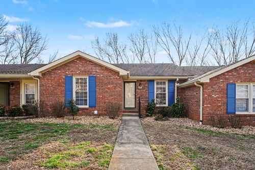 3072 Woody Ln, Clarksville, TN, 37043-5487 | Card Image