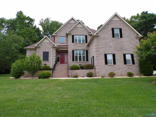 151 River Walk Trl, New Market, AL, 35761-7673 | Card Image