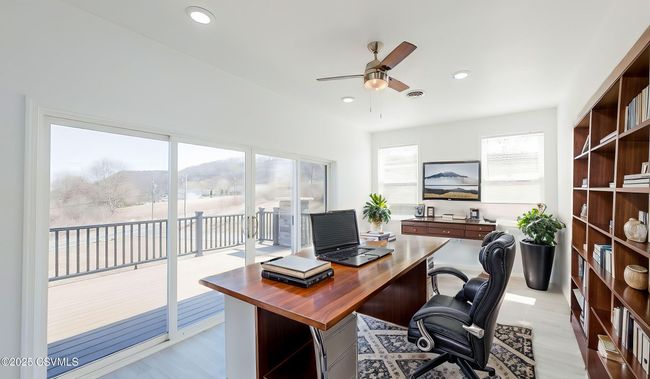 1020 Market St, House other with 3 bedrooms, 3 bathrooms and null parking in Nescopeck PA | Image 10