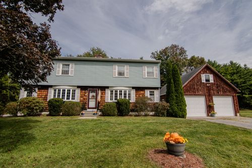 462 Wauregan Rd, Brooklyn, CT, 06234-2539 | Card Image