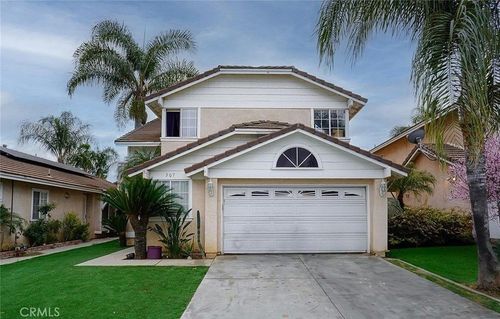 507 Lassa Way, Perris, CA, 92571-3372 | Card Image