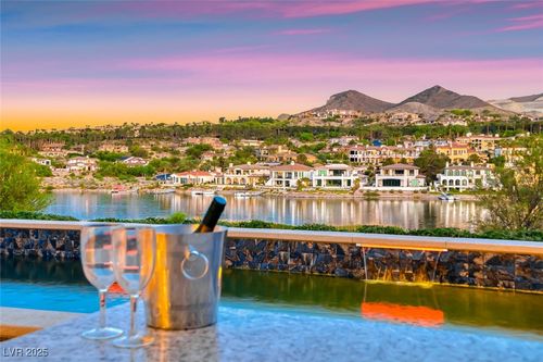 72 Bella Lago Ave, Henderson, NV, 89011-2574 | Card Image