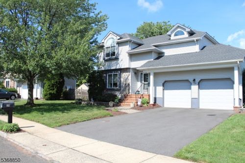19 Crammer Ln, Hillsborough, NJ, 08844-5245 | Card Image