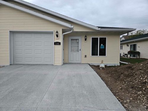 1157 Maple St, Reedsburg, WI, 53959-2006 | Card Image