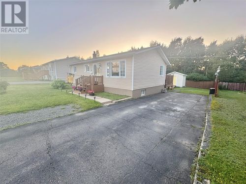 119 Brown Avenue, Grand Falls Windsor, NL, A2A2L2 | Card Image