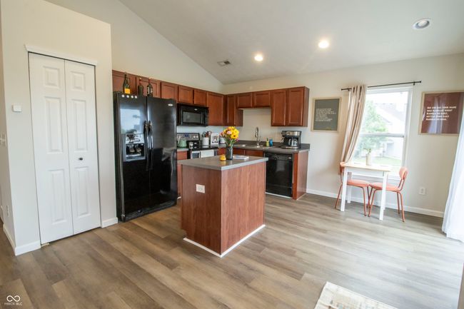 UNIT-600 - 12145 Bubbling Brook Dr, Condo with 2 bedrooms, 1 bathrooms and null parking in Fishers IN | Image 28