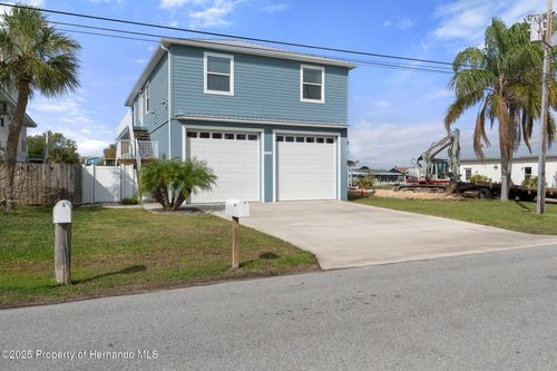 3371 Mangrove Drive, HERNANDO BEACH, FL, 34607 | Card Image