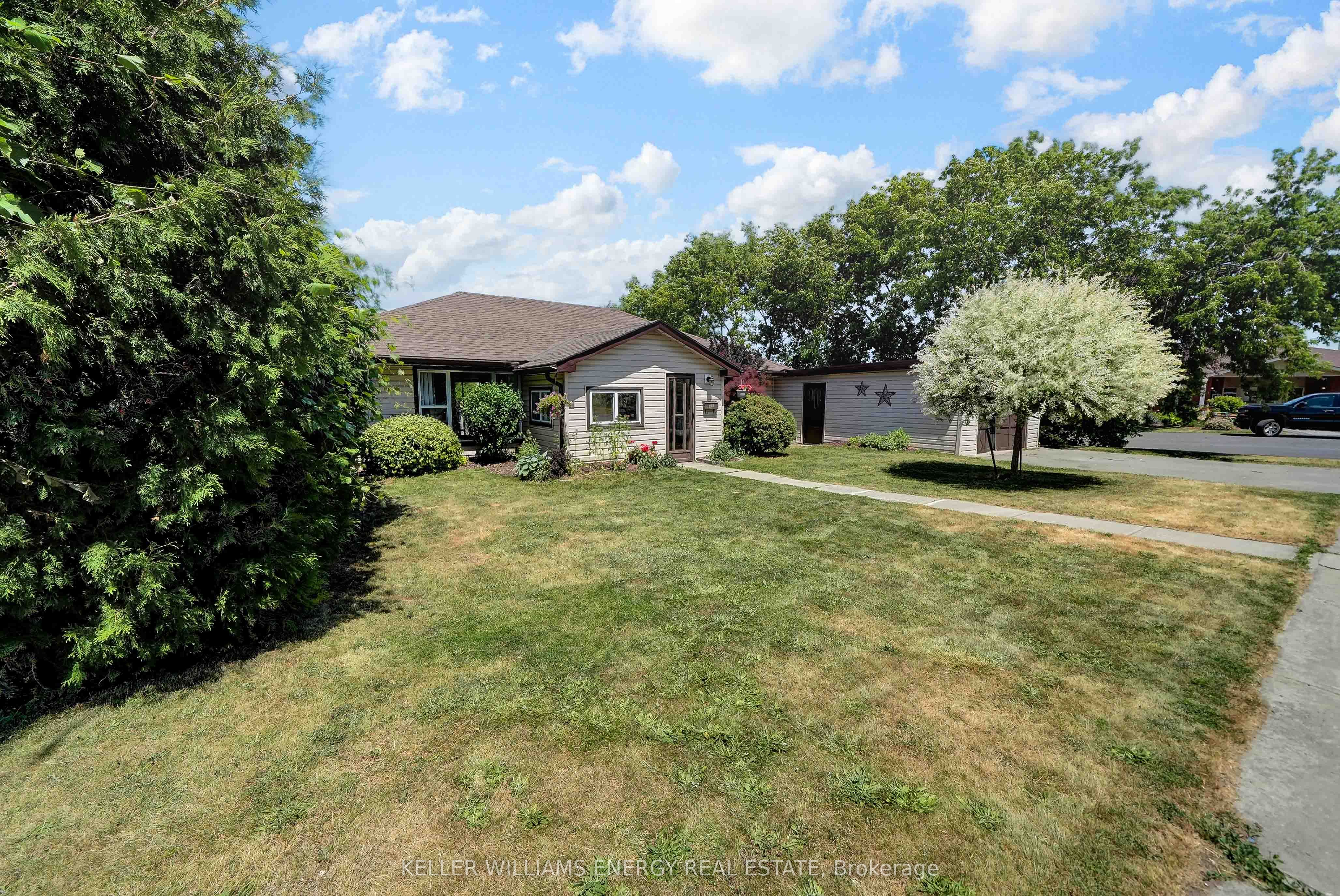 102 Crown St, Canceled in Trenton - eXp Realty