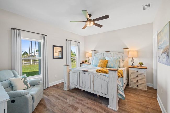 574 N Canal Dr, House other with 2 bedrooms, 2 bathrooms and 4 parking in Port St. Joe FL | Image 54