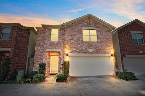 3739 Main Poplar Dr, Houston, TX, 77025-3125 | Card Image