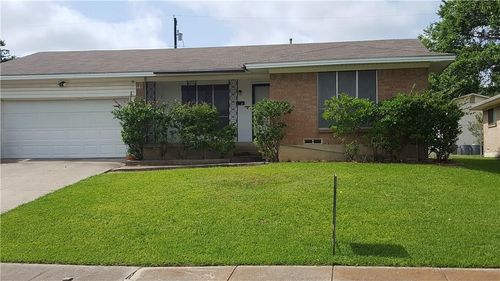 2216 Bayberry Dr, Mesquite, TX, 75149-3002 | Card Image