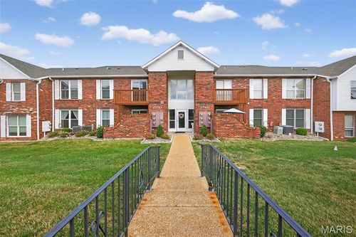 apt-d-2550 Coppergate Square Dr, Saint Louis, MO, 63129-6176 | Card Image