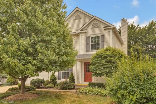 1400 Timber Trl, Hudson, OH, 44236-5322 | Card Image