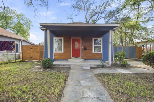 321 Regent, San Antonio, TX, 78204-2834 | Card Image