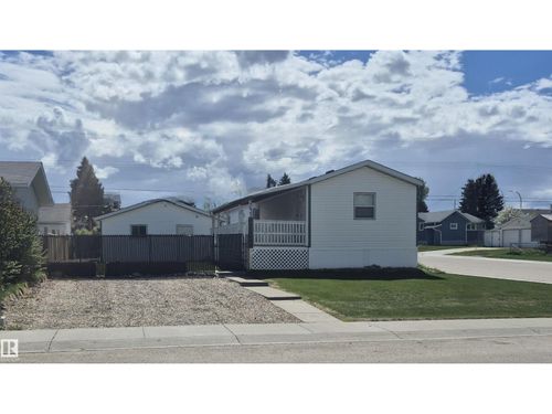4631 48 Ave, Evansburg, AB, T0E0T0 | Card Image