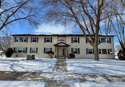 apt-8-826 Central Ave N, Faribault, MN, 55021-4327 | Card Image