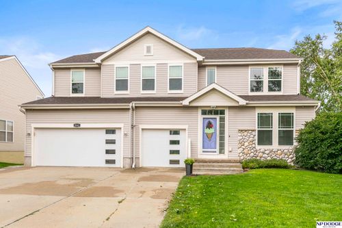 5541 S 161st St, Omaha, NE, 68135-2951 | Card Image