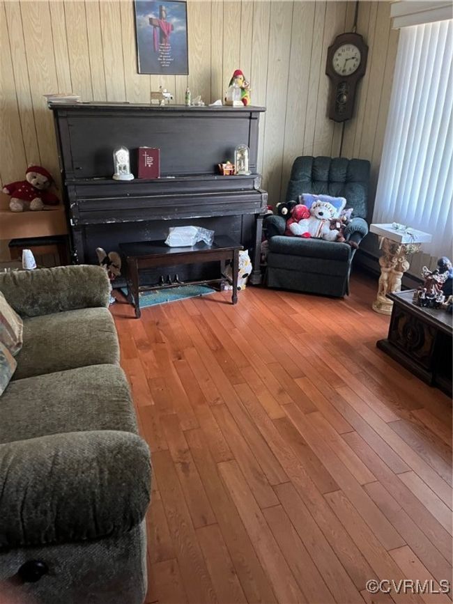 19323 Gray Rd, House other with 3 bedrooms, 1 bathrooms and null parking in Yale VA | Image 9