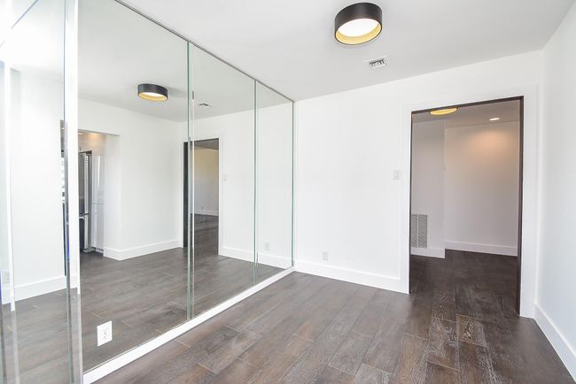 UNIT-1106 - 49 Briar Hollow Ln, Condo with 2 bedrooms, 2 bathrooms and 2 parking in Houston TX | Image 15