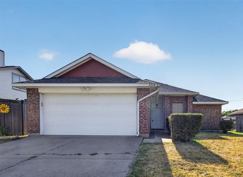 6318 Brookcrest Dr, Arlington, TX, 76018-2956 | Card Image