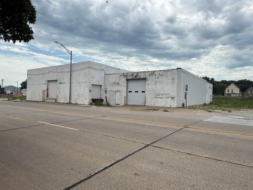 244 River Road Ct, East Moline, IL, 61244 | Card Image