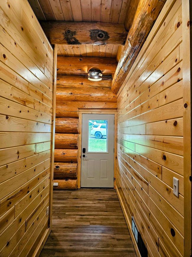 Log home entrance hallway.jpg | Image 14