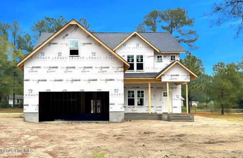 114 Tower St, Southern Pines, NC, 28387-8608 | Card Image