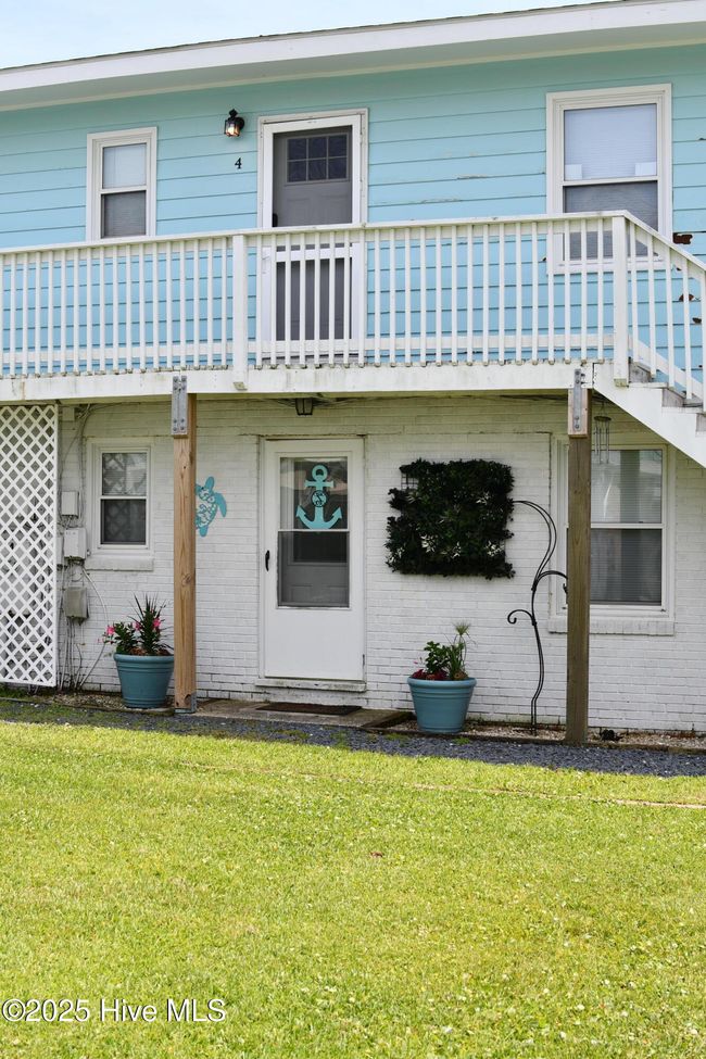 UNIT-2 - 209 Se 77 Th St, Condo with 2 bedrooms, 1 bathrooms and null parking in Oak Island NC | Image 4